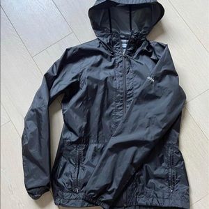 Black Columbia rain jacket like new!